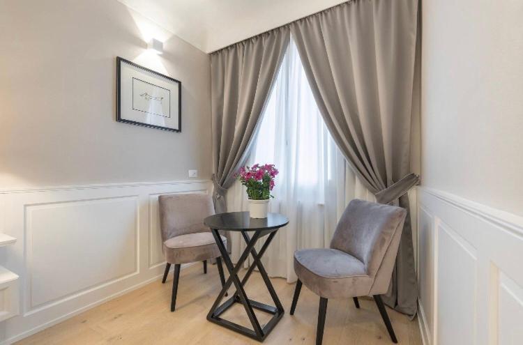 Booking Florence Extérieur photo